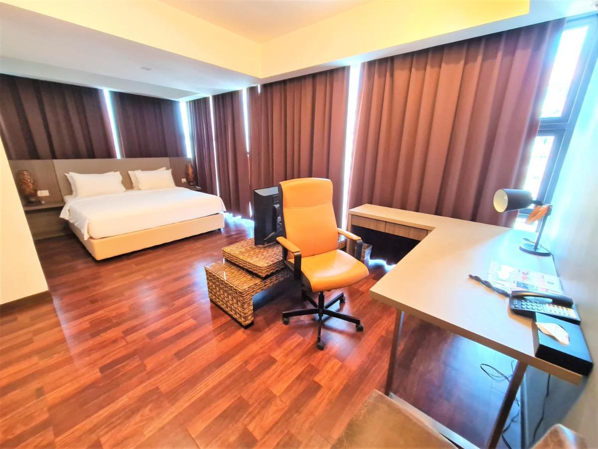 Nexus Business Suite Hotel Шах-Алам Экстерьер фото