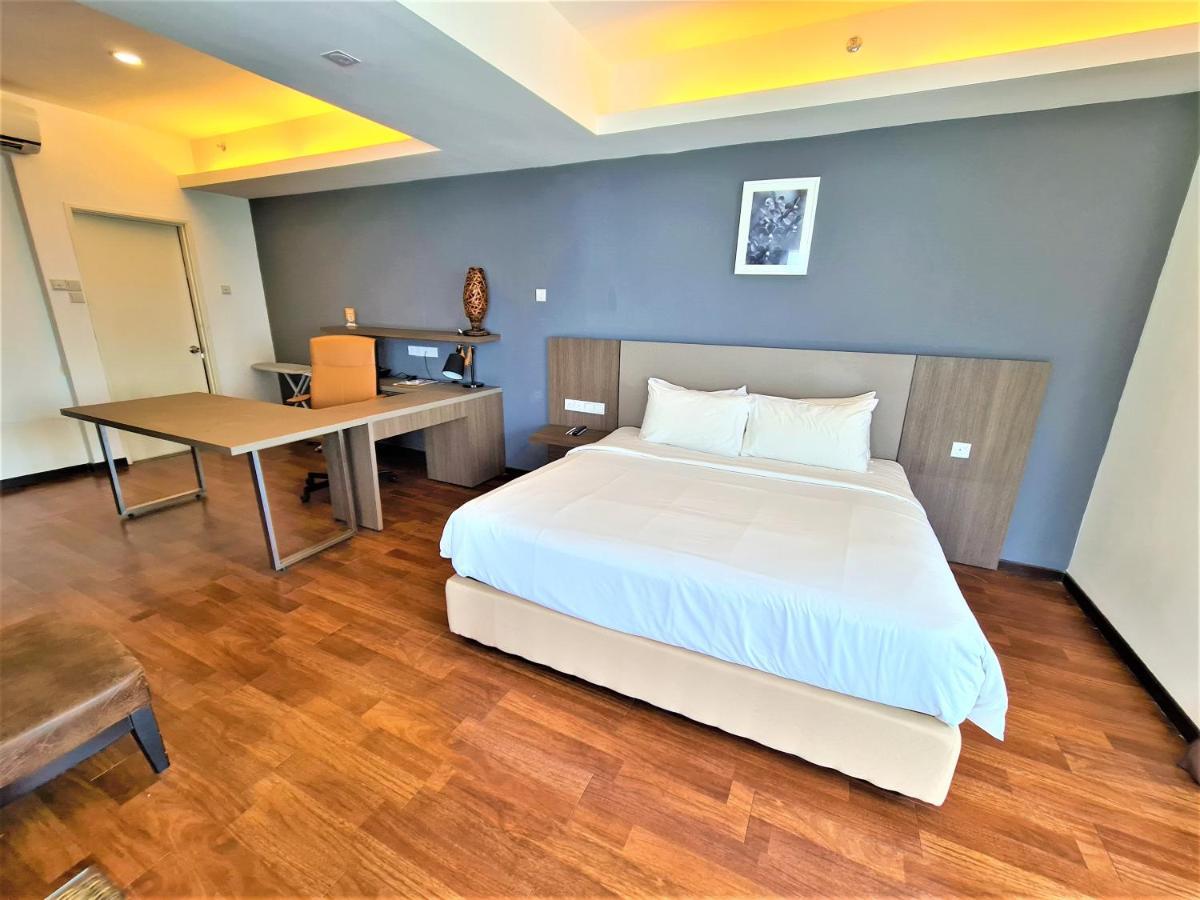 Nexus Business Suite Hotel Шах-Алам Экстерьер фото