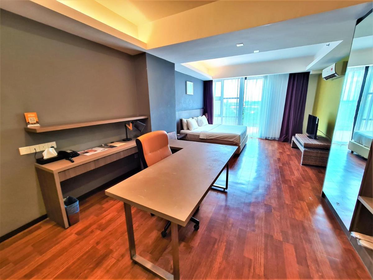 Nexus Business Suite Hotel Шах-Алам Экстерьер фото