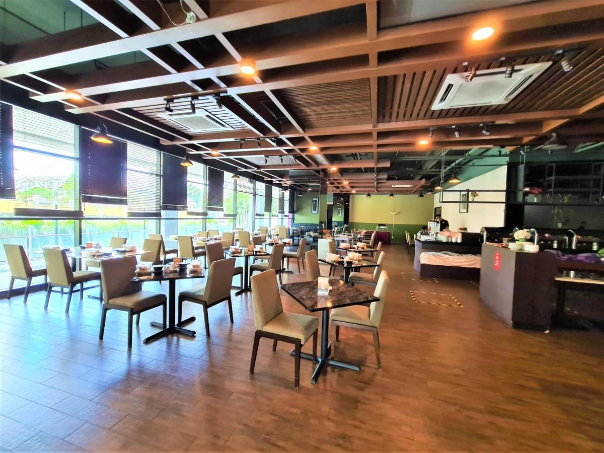 Nexus Business Suite Hotel Шах-Алам Экстерьер фото