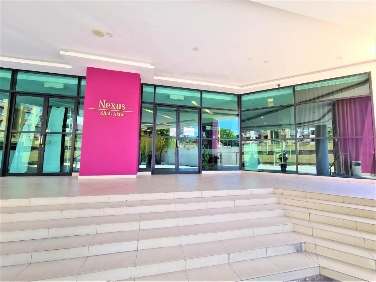 Nexus Business Suite Hotel Шах-Алам Экстерьер фото