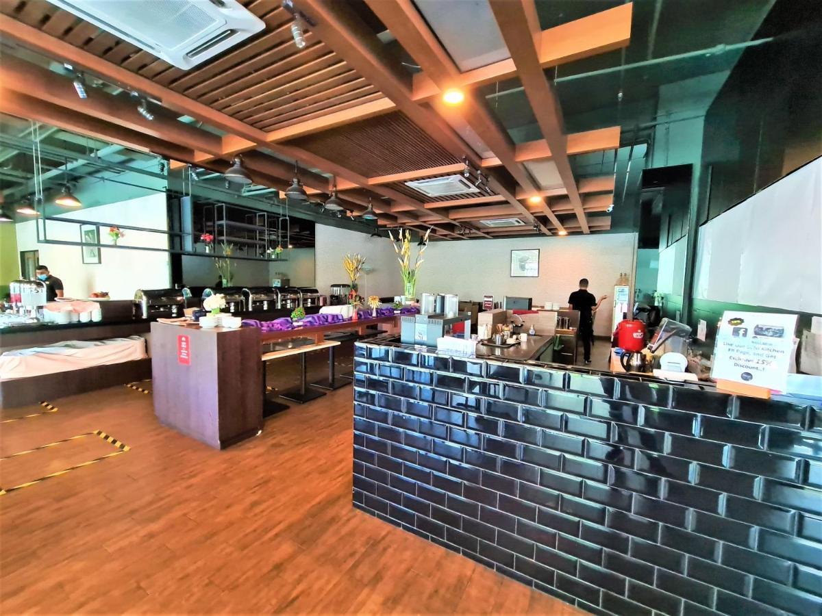 Nexus Business Suite Hotel Шах-Алам Экстерьер фото